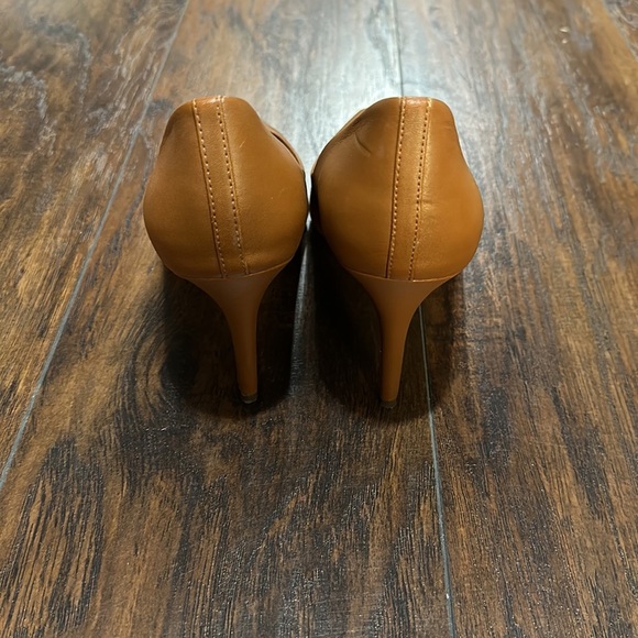 14th & Union Cognac Pointy Toe Heels Pumps Size 10 - Picture 3 of 11